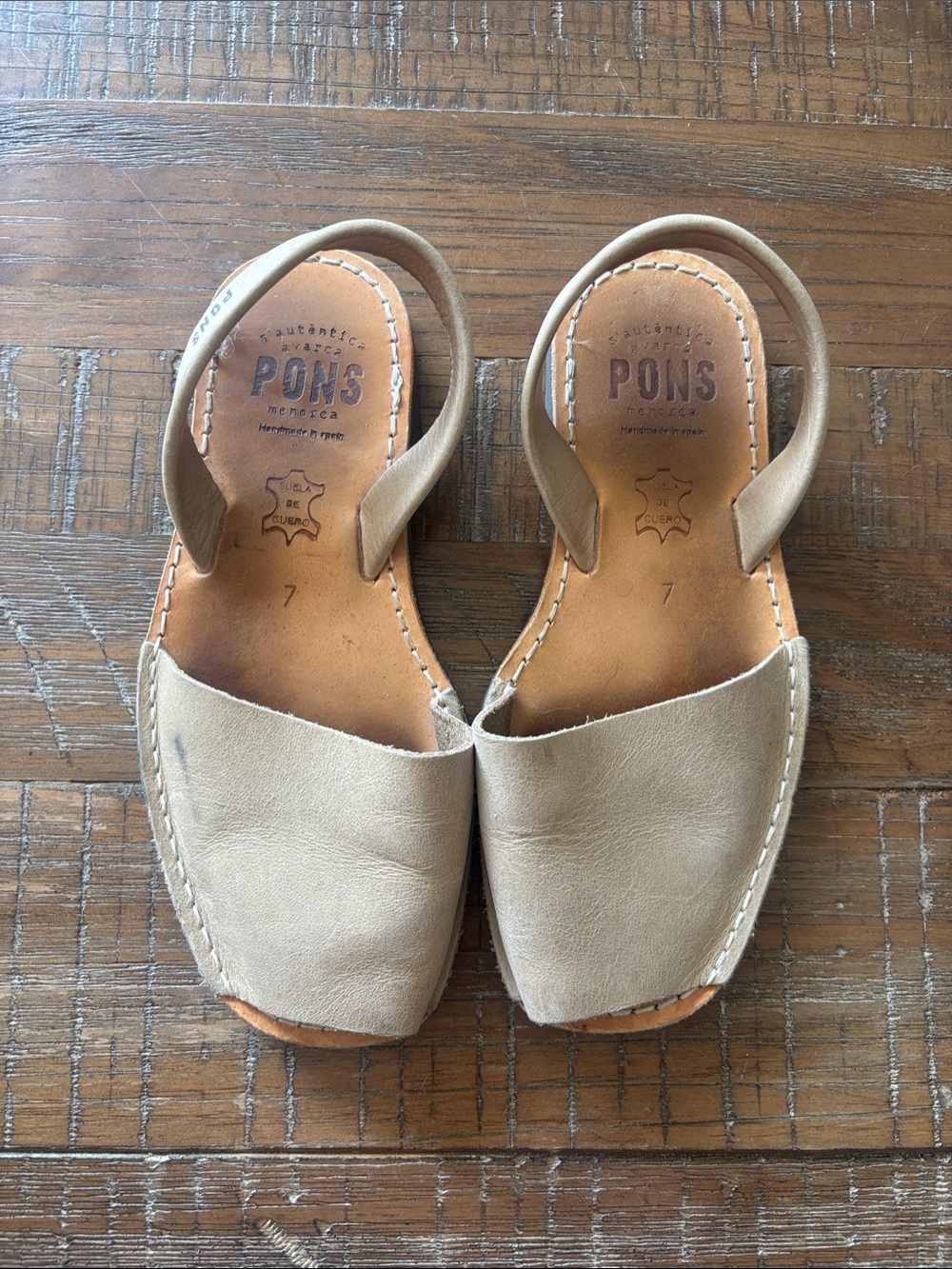 Women’s Pons size 7